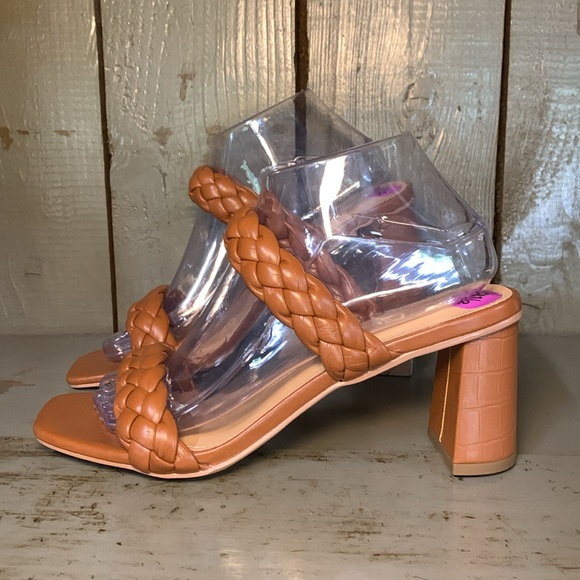 Dunes Chunky Heel Sandals - Picture 3 of 8